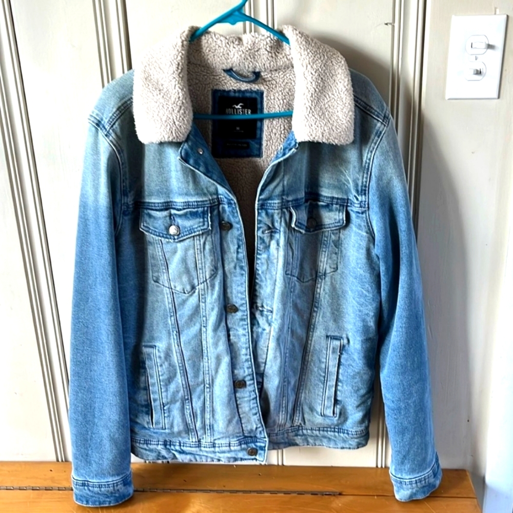 hollister Sherpa lined  denim jacket